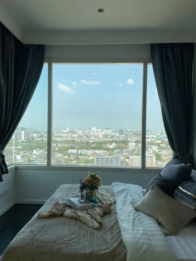 For rent, Wind ratchayothin, 19th floor, corner room, good view, no building blocking the view, beautiful room, fully furnished, book now, hurry up.