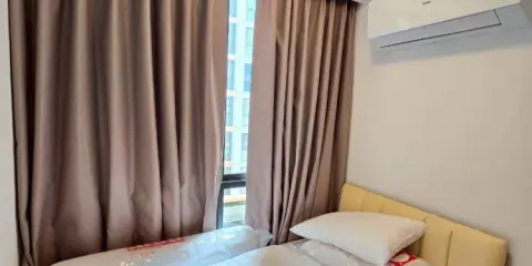 ให้เช่า Condo Regal Srinakarin 40 ห้องพร้อมอยู่ เฟอร์พร้อม ห้องกว้างขวางอยู่สบาย รีบจองเลย