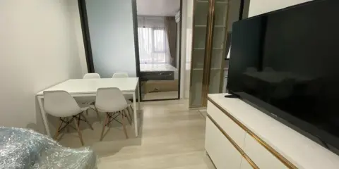 For rent Life one wireless ตกแต่งอย่างครบครัน มี walk-in closet ในตัว รีบมาจองเลยจ้า อย่าพลาด