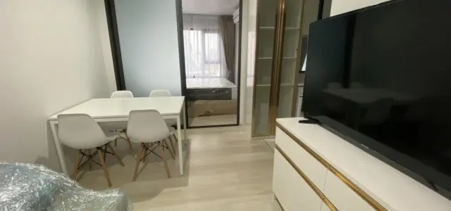 For rent Life one wireless ตกแต่งอย่างครบครัน มี walk-in closet ในตัว รีบมาจองเลยจ้า อย่าพลาด images