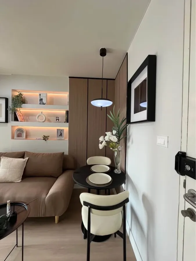 For sale: U Delight @ On Nut Station condo. Beautifully decorated and fully furnished with appliances. Just bring your suitcase and move in!