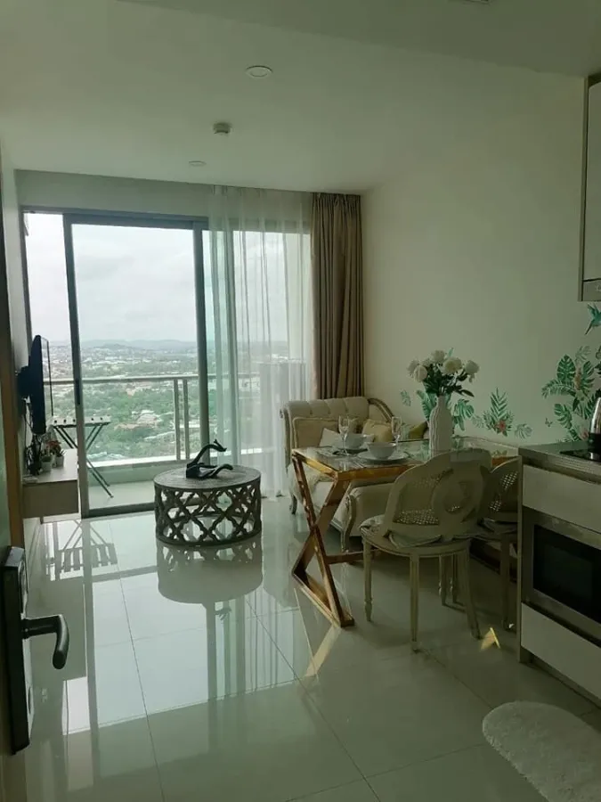 ให้เช่า Riviera Jomtien Pattaya คอนโดสะอาด อบอุ่น ชั้น 34 สูงมากๆ สนใจจองเลย