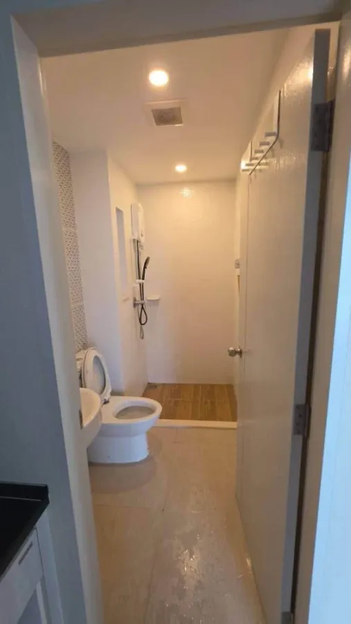 For rent: The Cube Plus Phahonyothin 56, Building B, 3rd floor. Fully furnished. Don't miss out!
