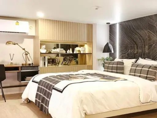 Selling down payment Landmark @MRTA Station, DUPLEX room, very spacious, decorated, ready to move in. Hurry and reserve before you miss out.