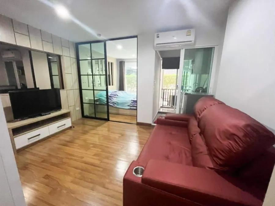 Urgent sale, Regent Home Condo, Bang Son, separate room, built-in furniture, good price, hurry and buy now.