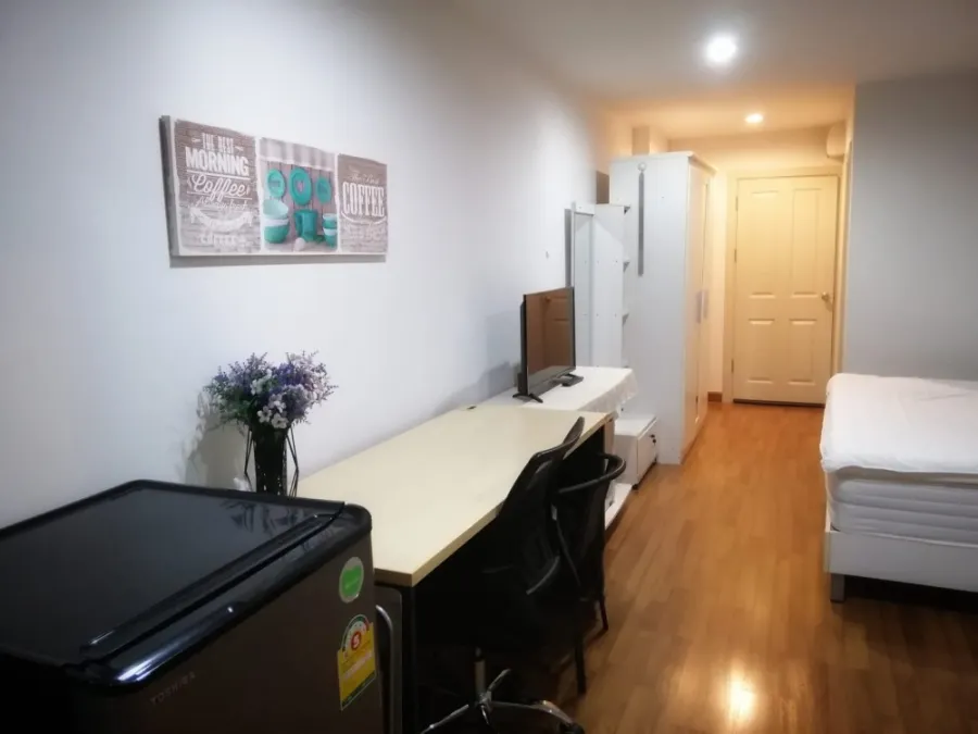 ให้เช่า คอนโด รีเจ้นท์ โฮม 22 สุขุมวิท 85 ห้องสตูดิโอ ตกแต่งวอลเปอร์ ทิศใต้ มาแต่ตัว เข้าอยู่ได้เลย