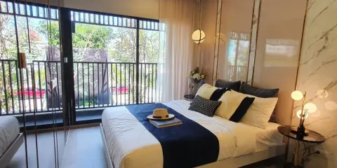 ขาย Soho Bangkok รัชดา ตกแต่งดูสวย บิ้งอินทั้งห้อง เรีบกรูดูดี พร้อมอยู่ จองเลย
