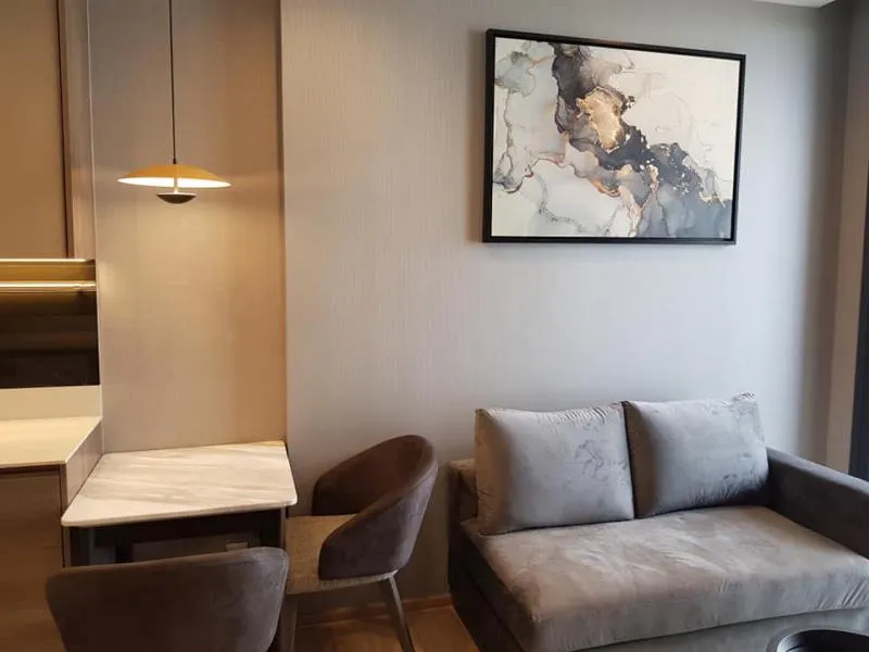 Condo for sale, The Line Phahon - Pradipat, 1 bedroom, fully furnished, ready to move in Awesome pool view at an affordable price.