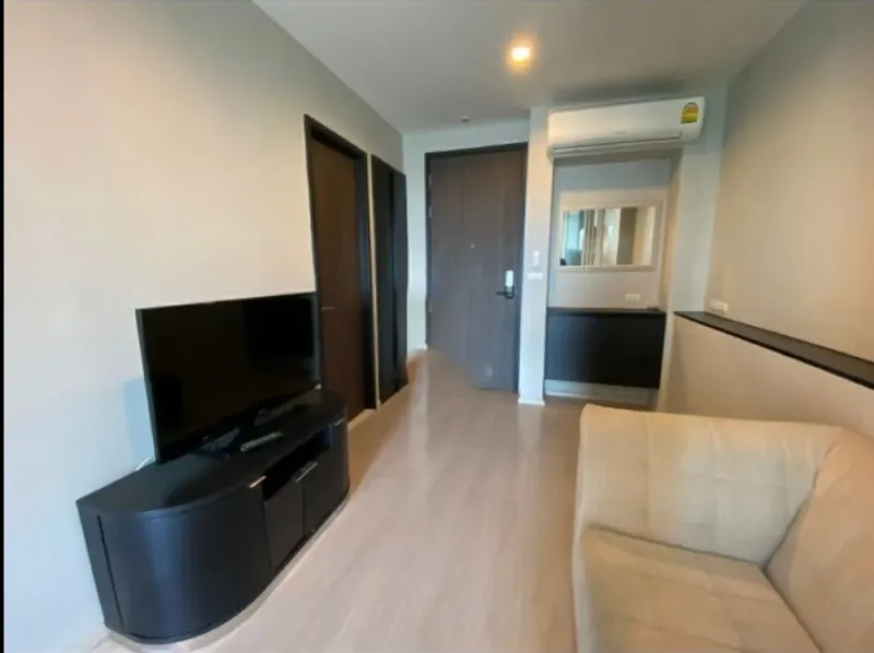 ขาย ให้เช่า!! คอนโด ริทึ่ม สุขุมวิท 44/1 ชั้น 22 เฟอร์นิเจอร์ครบ พร้อมเข้าอยู่ได้ทันที ห้ามพลาด!