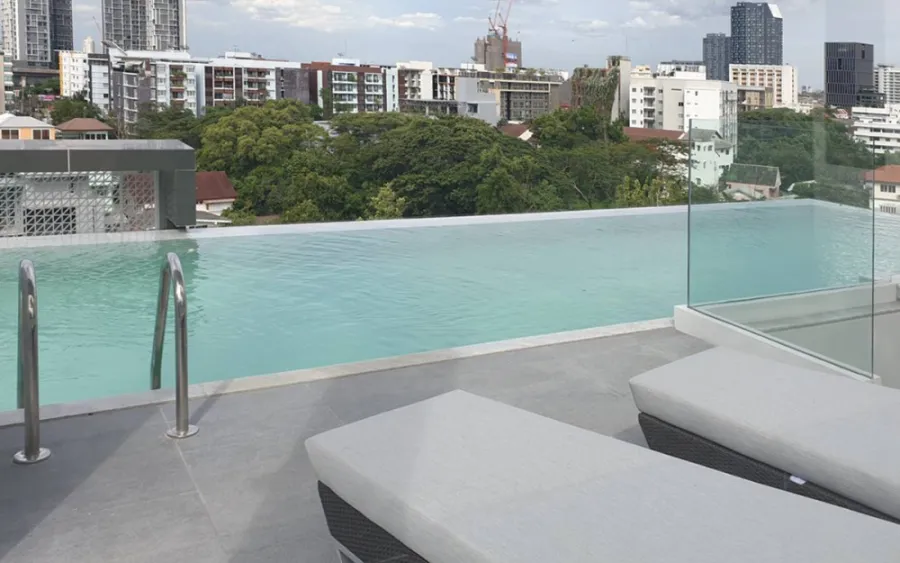 Condo for sale, sign sukhumvit 50, size 26.49 sq.m., 5th floor, outside view, unblocked view, near bts, do not miss