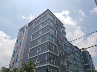 The One Plus D Huamak 12