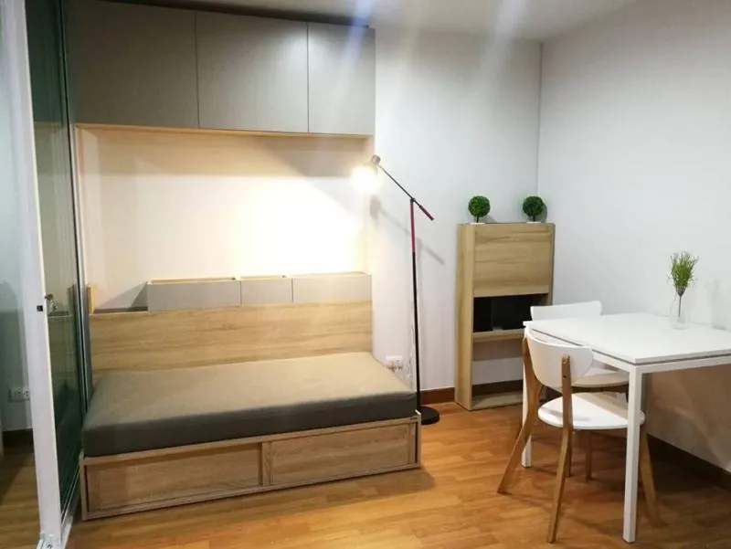 Regent Home Sukhumvit 81, 3rd floor, fully furnished. There is a washing machine attached to the bts nut before.