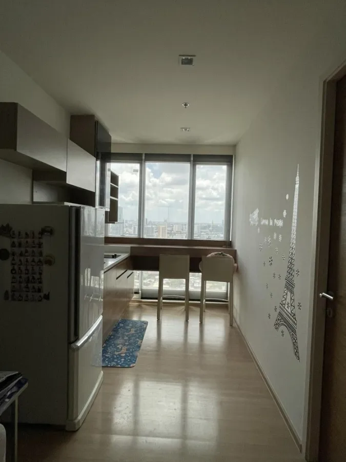 Condo for sale, rent, Rhythm Phahon-Ari, decorated with built-ins, high floor, lots of usable space. If you miss it, you'll regret it.