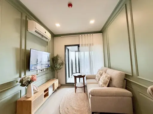 For rent: Life Phahonyothin-Ladprao, high floor, balcony with open view, Chatuchak Park side, breezy, beautifully decorated room, stylish, ready to mo images