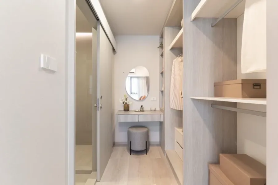 Selling down payment for COBE Ratchada - Rama9. The project area is very large, meeting all lifestyle needs. Good location, convenient transportation.