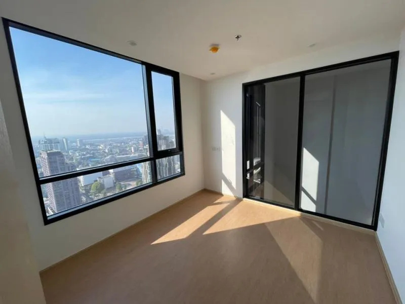 ขาย/เช่า คอนโด มารุ เอกมัย 2 ห้อง Duplex ชั้น 32 วิวสวย พร้อมอยู่ เลี้ยงสัตว์เล็กได้ ห้ามพลาด!!