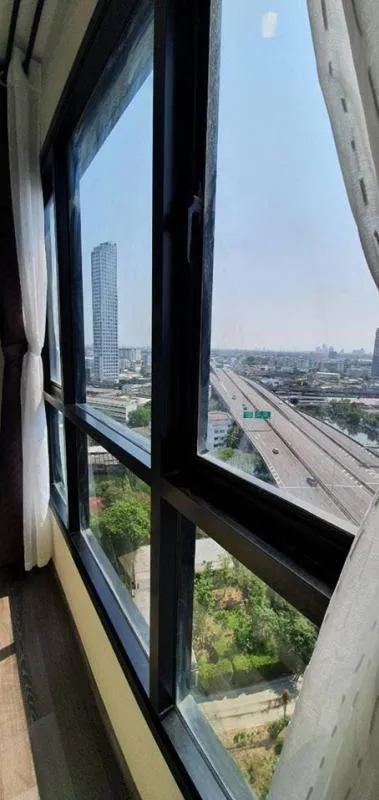 Urgent sale, The Base Park West Condo, 1 bedroom, 1 bath, fully furnished room, fully furnished, cheap