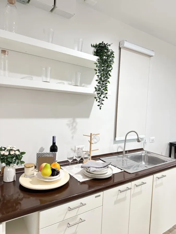 For sale Sukhumvit Plus Condominiums ห้องแต่งพรอมอยู่ โทนขาวสบายตา ราคาสบายกระเป๋า จองเลย