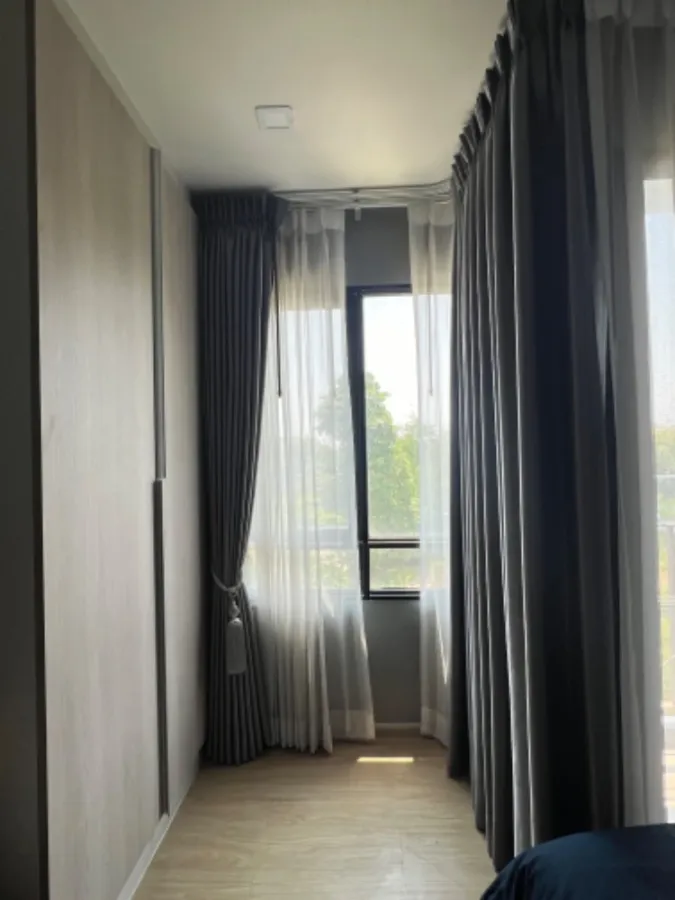 ให้เช่า Wynn Condo Phaholyothin 52 1 ห้องนอน ชั้น 4 ติดวอลเปเปอร์อย่งดี เฟอร์ครบ หิ้วกระเป๋าเข้าอยู่ได้เลยจ้า