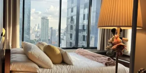 ขาย M Silom 2 ห้องนอน ห้องกว้าง โปร่ง โล่ง พร้อมการตกแต่งที่ครบครัน สนใจจองเลย ห้ามพลาด