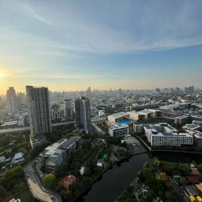 ปล่อยเช่า เดอะ เบส สุขุมวิท 77 ชั้น 37 วิวเมืองปังๆ มีเฟอร์นิเจอร์ เครื่องใช้ไฟฟ้าอย่างดี ห้ามพลาด
