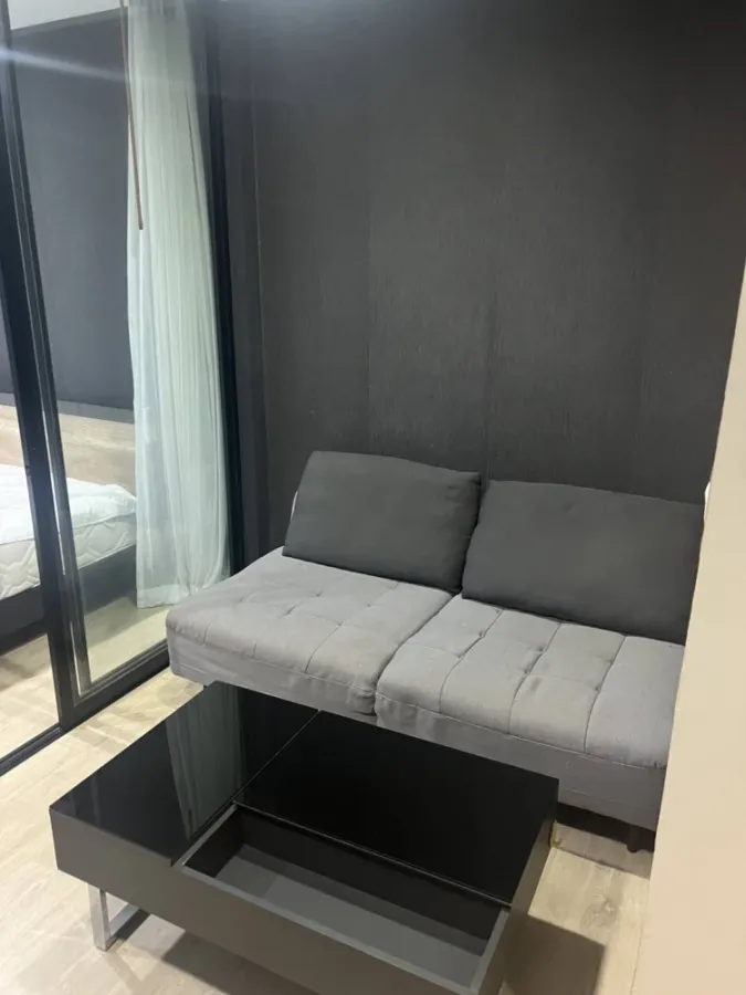 For rent: Fuse Miti Sutthisan - Ratchada, beautiful room, furnished as shown in the picture.