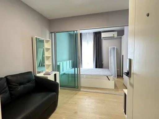 For rent: Plum Condo Mix Chaengwattana, fully furnished and appliances ready to use, move in now, don't hesitate.