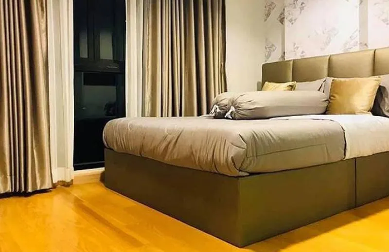 For rent, Bangkok Feliz Sathorn-Taksin, beautiful decorated room, very luxurious, very pleasant, good view, fully furnished.