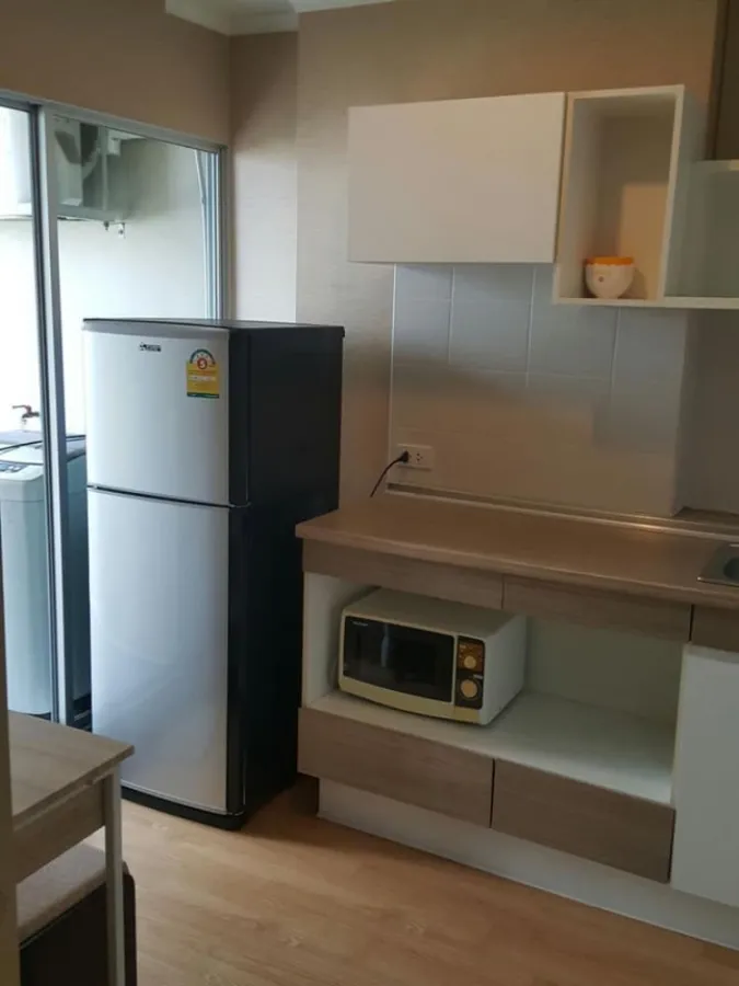 Condo for rent, Lumpini Park Pinklao, 10th floor, pool view, ready to move in, good atmosphere, don't miss it!!