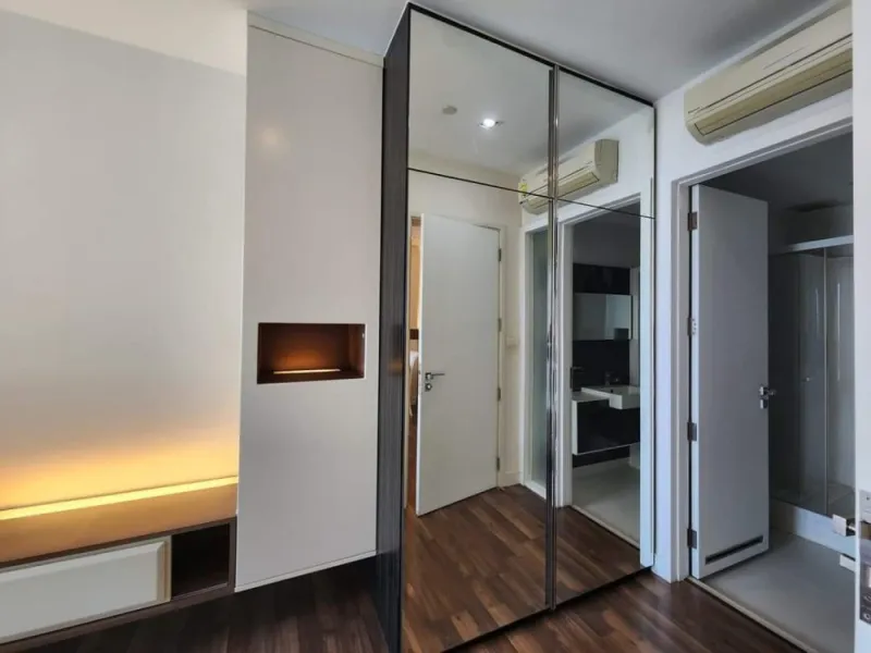 ให้เช่า!! คอนโด เดอะรูม สุขุมวิท 62 ชั้น14 วิวสระว่ายน้ำ พร้อมหิ้วกระเป๋าเข้าอยู่ได้เลย ห้ามพลาด!!
