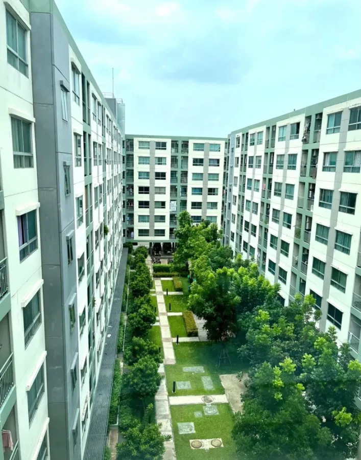 ให้เช่า ลุมพินี วิลล์ อ่อนนุช 46 วิวสวน ห้องสตูดิโอ มีบานสไลด์กั้น เฟอร์นิเจอร์และเครื่องใช้ไฟฟ้าครบ พร้อมเข้าอยู่