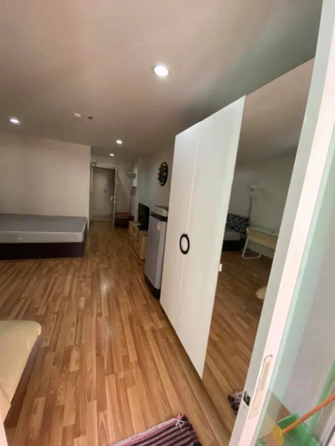 For rent, Regent Condo Ladprao 41, ready to move in. Comes complete with furniture and electrical appliances Great price, quick booking