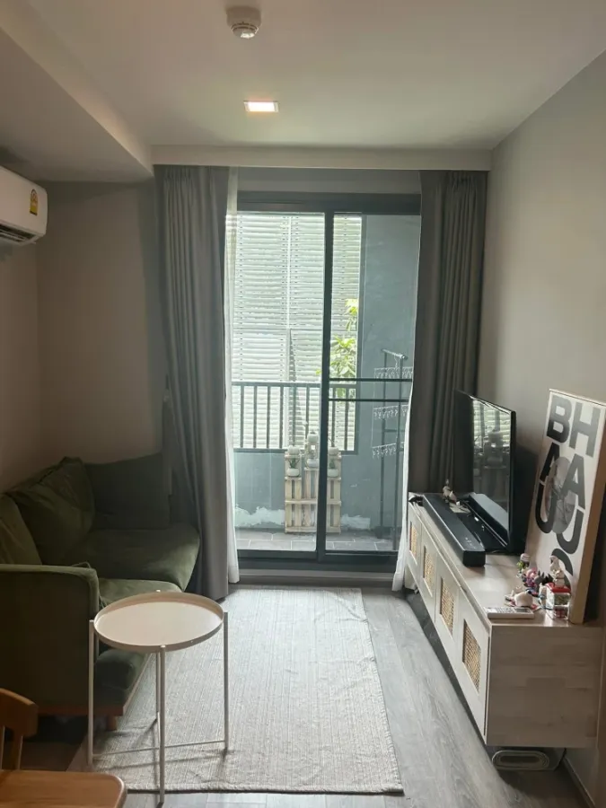 Selling 19 ready-to-move-in units at Maestro. Low floors, fully furnished. Book now!