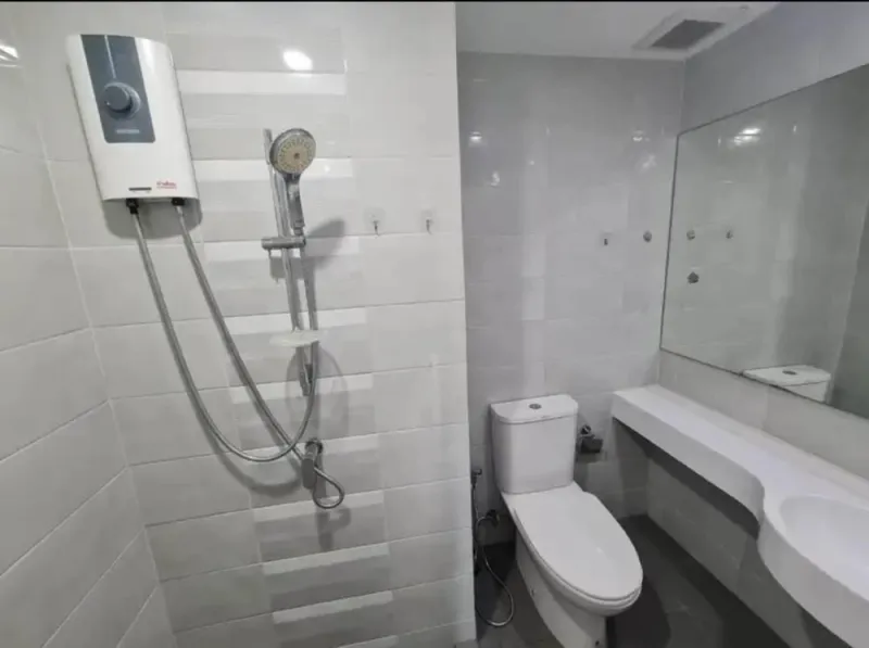 ให้เช่า Viia7 Condo ตึกF ชั้น 5 เฟอร์นิเจอร์ครบ เครื่องใช้ไฟฟ้าพร้อม จองเลยจ้า ห้ามพลาด