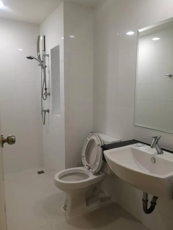 For rent คอนโด ซัมเมอร์ การ์เดนท์ 1 ห้องนอน 1ห้องน้ำ เครื่องใช้ไฟฟ้าครบ พร้อมอยู่มาก จองด่วนก่อนพลาด