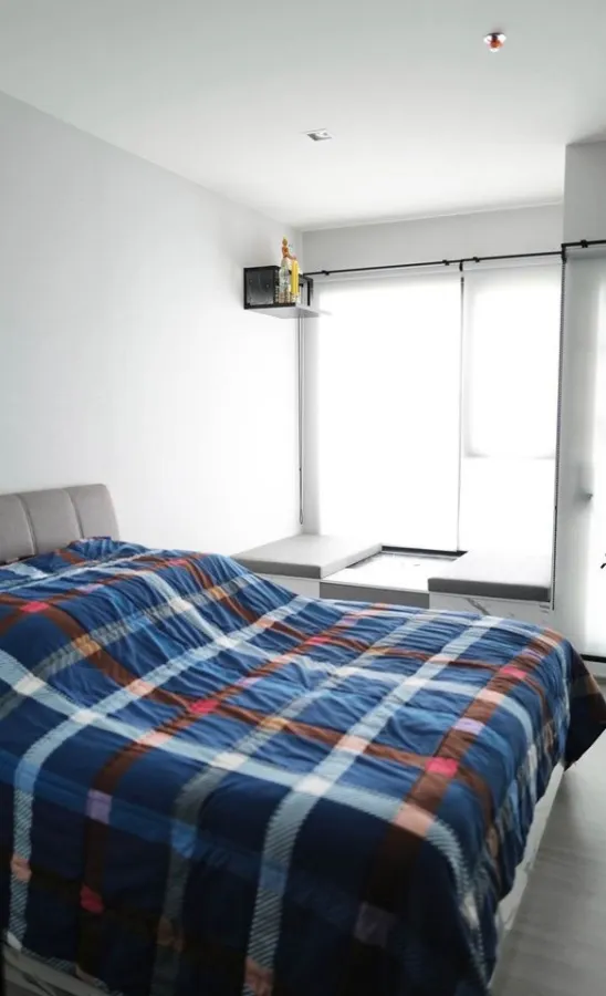 ขาย ไลฟ์ สุขุมวิท 62 ผนัง Wallpaper ทั้งห้อง ระบบภายในห้องเป็นระบบ Smart Home ไม่จองคือพลาดมาก