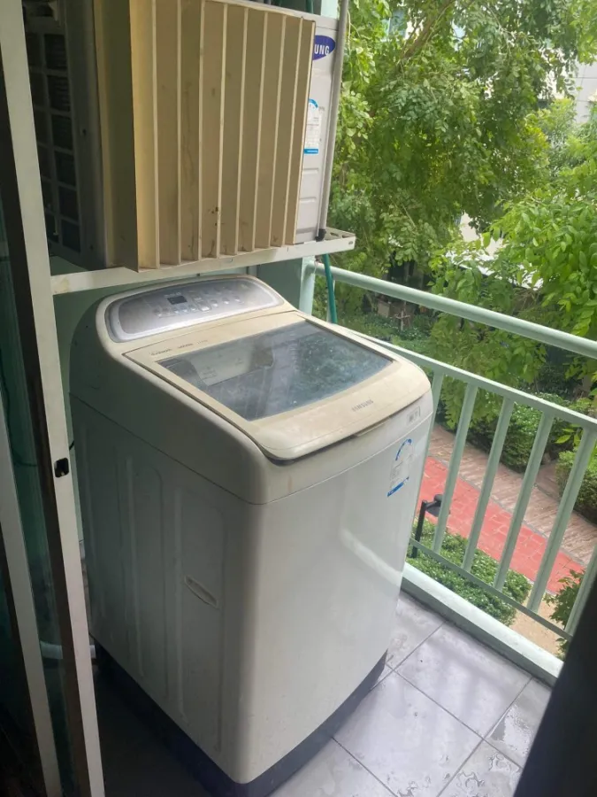 Condo for rent Lumpini Ville On Nut-Pattanakarn The room is separated into sections. Clearly divided into zones You must book now.