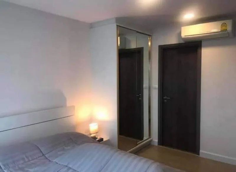 ให้เช่า คอนโด เมโทร ลักซ์ โรสโกลด์ พหลฯ-สุทธิสาร ชั้น 3 ห้องมุม เฟอร์+เครื่องใช้ไฟฟ้าครบ!!!