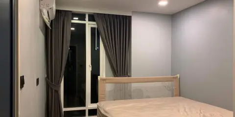 ให้เช่า คอนโด มาเอสโตร 01 เย็นอากาศ วิวสาทร วิวสระว่ายน้ำ ห้องริม เงียบสงบ Layout ห้องดีมาก