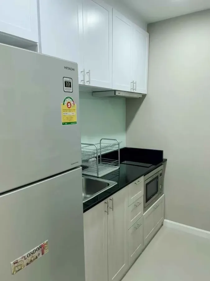ขาย ให้เช่า ดีบุรา พรานนก ห้องใหญ่อยู่ใกล้ลิฟท์ วิวสระว่ายน้ำ ตกแต่งครบ built in พร้อมเข้าอยู่ได้เลย