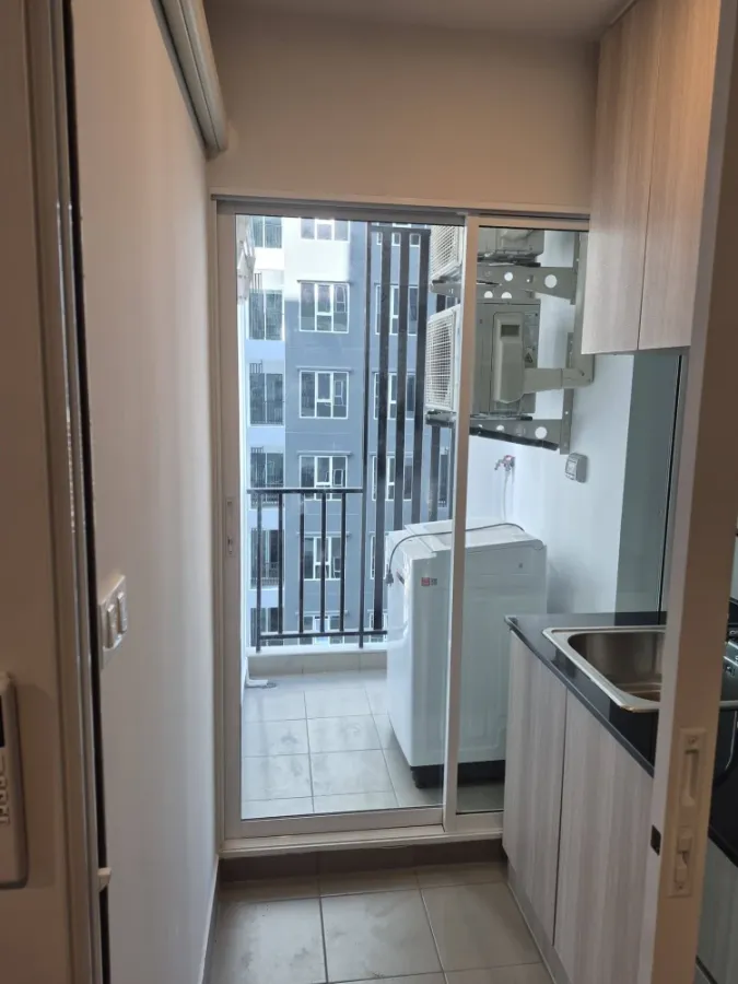 For rent: Regent Home Bangna. Nice room, fully furnished, high floor. Book now!