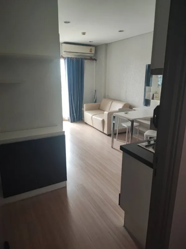 ขาย ให้เช่า Serrano Condominium ห้องใหญ่อยู่สบาย พื้นที่ใช้สอยจุใจ ราคาอย่างโดย รีบมาจองก่อนพลาดโอกาส