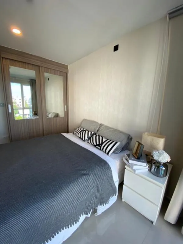Quick rent !!! Condo The Series Udomsuk 29, beautiful room, swimming pool view, good location, convenient transportation, book now !!!