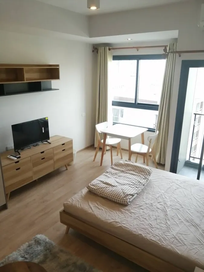 Ideo Rama9-Asoke for rent, studio room, 9th floor, good height, good price, I can tell you that you need to book quickly.