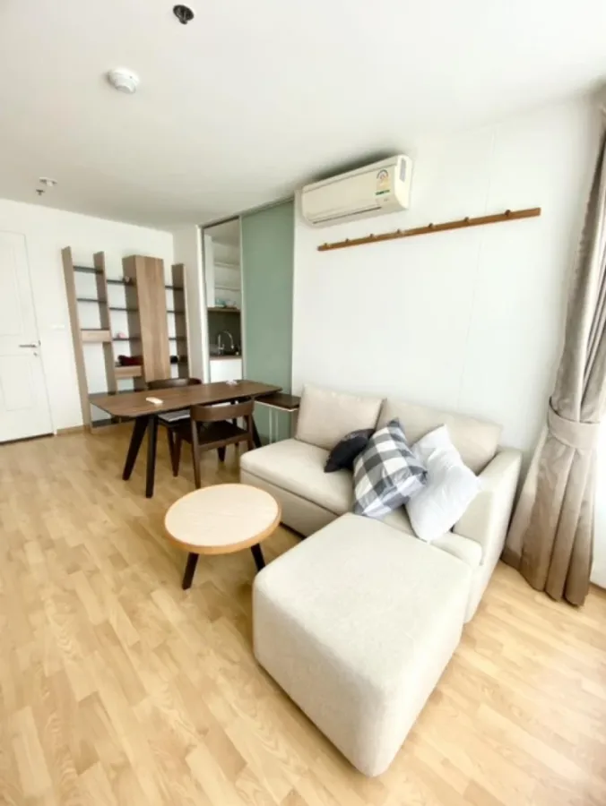 For rent: U DELIGHT RESIDENCE Pattanakran Thonglor, 15th floor, fully furnished, very livable. Book now!