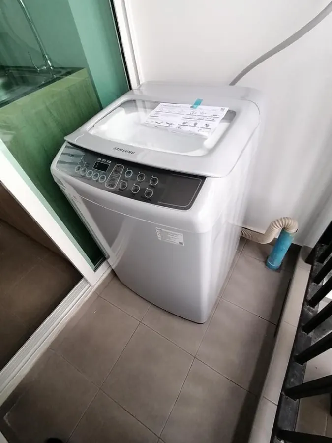 Sell Regent Home, Bang Son, Phase 2, 18th floor, clear view, super comfortable, big screen TV, watch movies, comfortable sofa, book now.