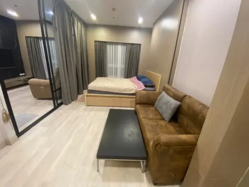 ขาย คอนโด Q House Sathorn ชั้น 31 วิวไอคอนสยาม ห้องตกแต่งครบ โซฟานั่งสบายสุดๆ รีบเลยก่อนพลาด images