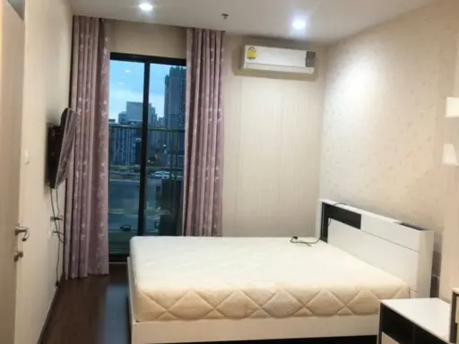 For rent Supalai Premiere @ Asoke, very spacious room, full usable area, fully furnished, must be this room, do not miss it images