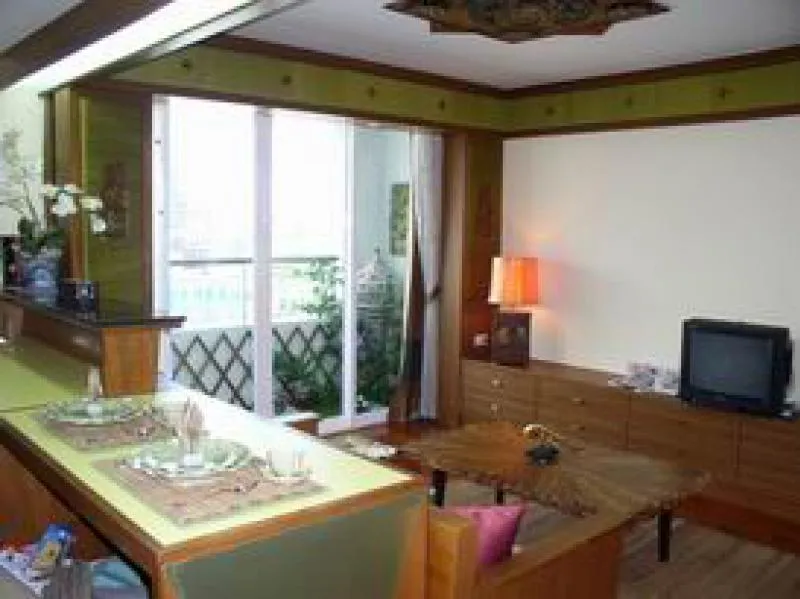 Sell / rent Urbana Langsuan Condo, beautiful decorated room, fully furnished, good view, cheap price, do not miss