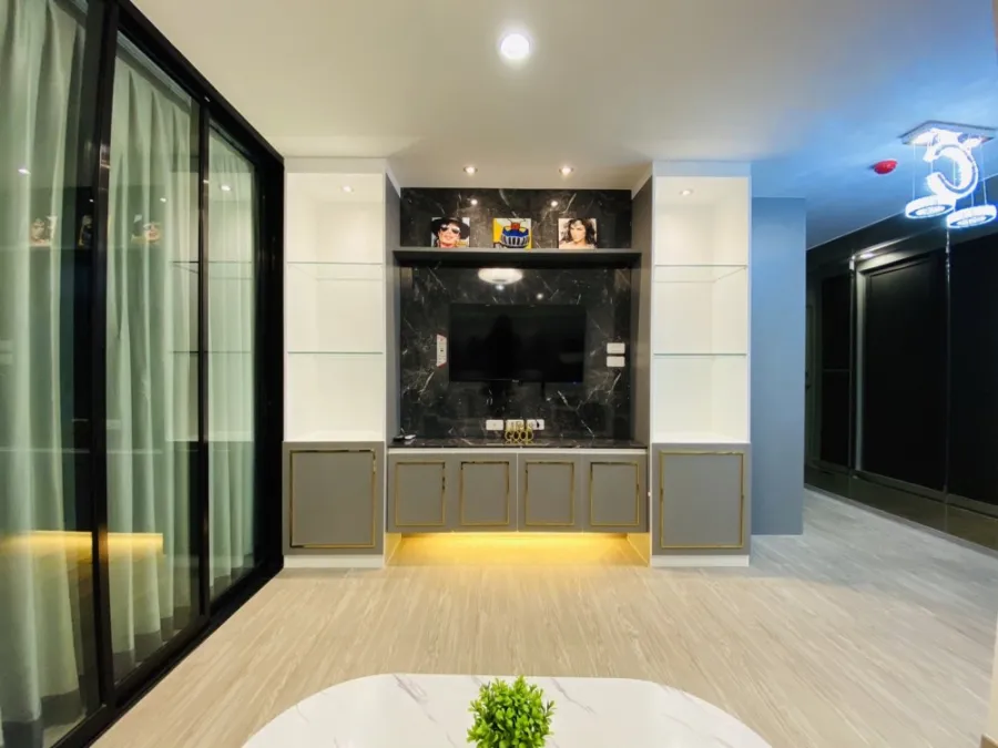 Condo for rent or sale, Regent Home Sukhumvit 97/1, extra large corner room, fully furnished, ready to move in, book now!